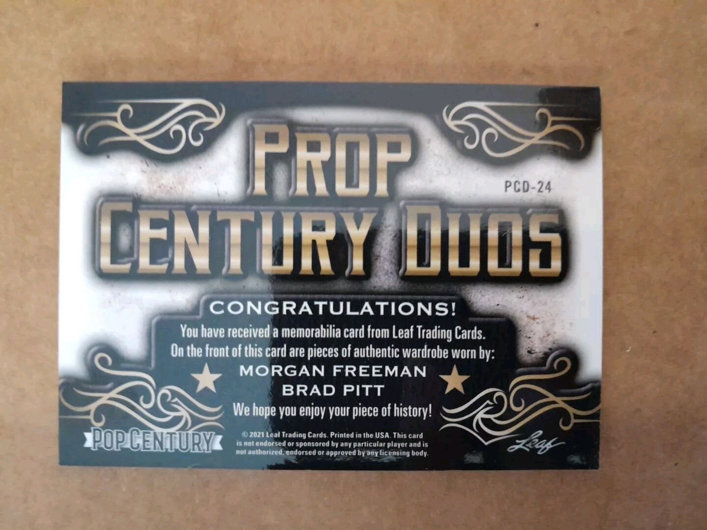 Freeman Brad Pitt /30 Blue Prop Wardrobe Card 2021 Leaf Pop