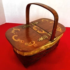 Wooden Basket w/Attached Lid & Handle Picnic Forage Sewing Hand Painted 10"x7"