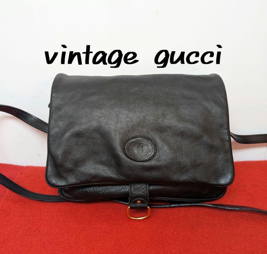 Vintage Gucci black leather shoulder bag in excellent rare condition