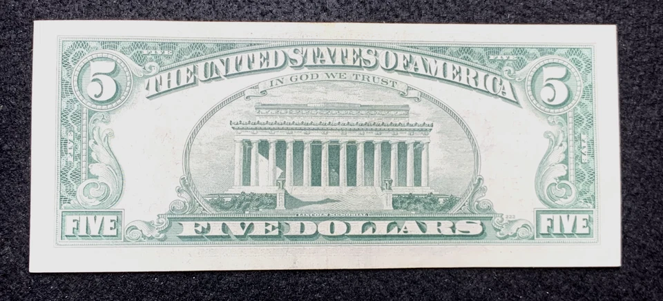 1969C Five Dollar $5.00 Bill Crisp w Alignment Error S/N L51664553C Estate Find - Image 2 of 4