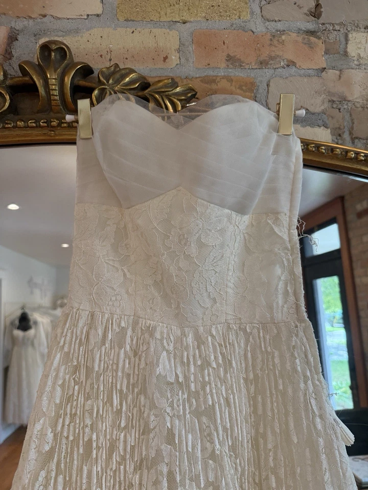 1930s Vintage Lace Accordion Wedding Gown Strapless XS IVORY - Image 3 of 4
