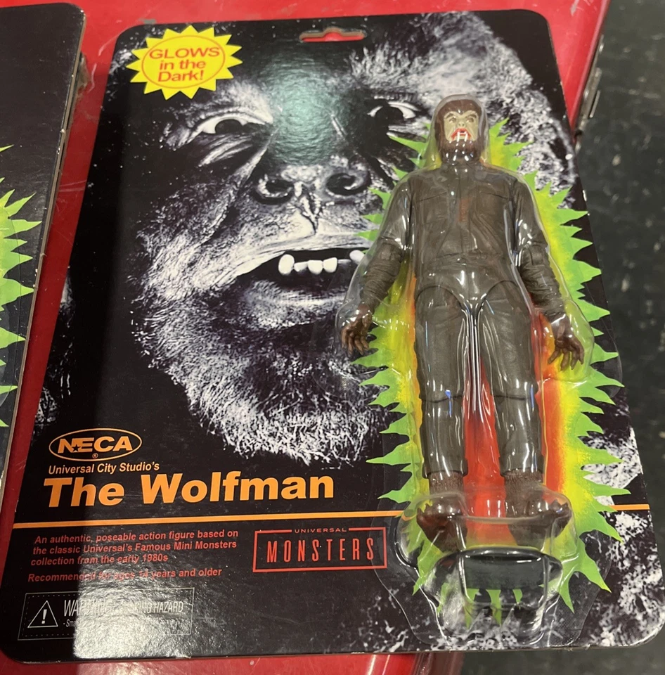 NECA Juego de 3 Monstruos Brillan en la Oscuridad, Hombre Lobo, Momia y Frankenstein (T4 Foto 3 de 4