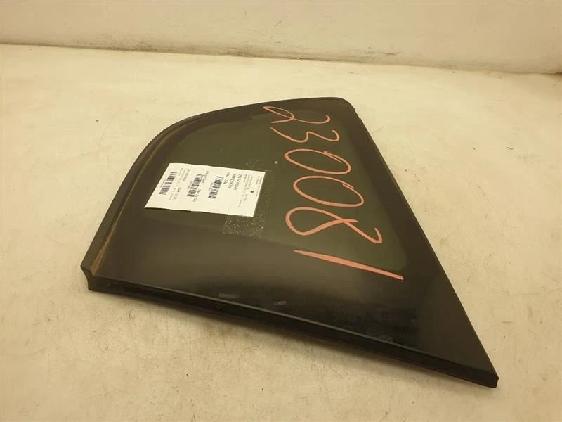 06-12 TOYOTA RAV4 LADO PASAJERO CUARTO CRISTAL Foto 2 de 4