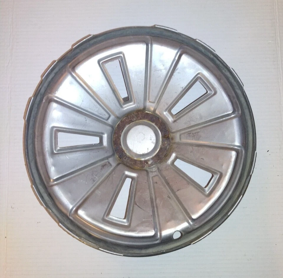 1965/67 福特野马 14 英寸镀铬旋转轮毂盖铬和黑色带标志 — 第 3/4 张图片