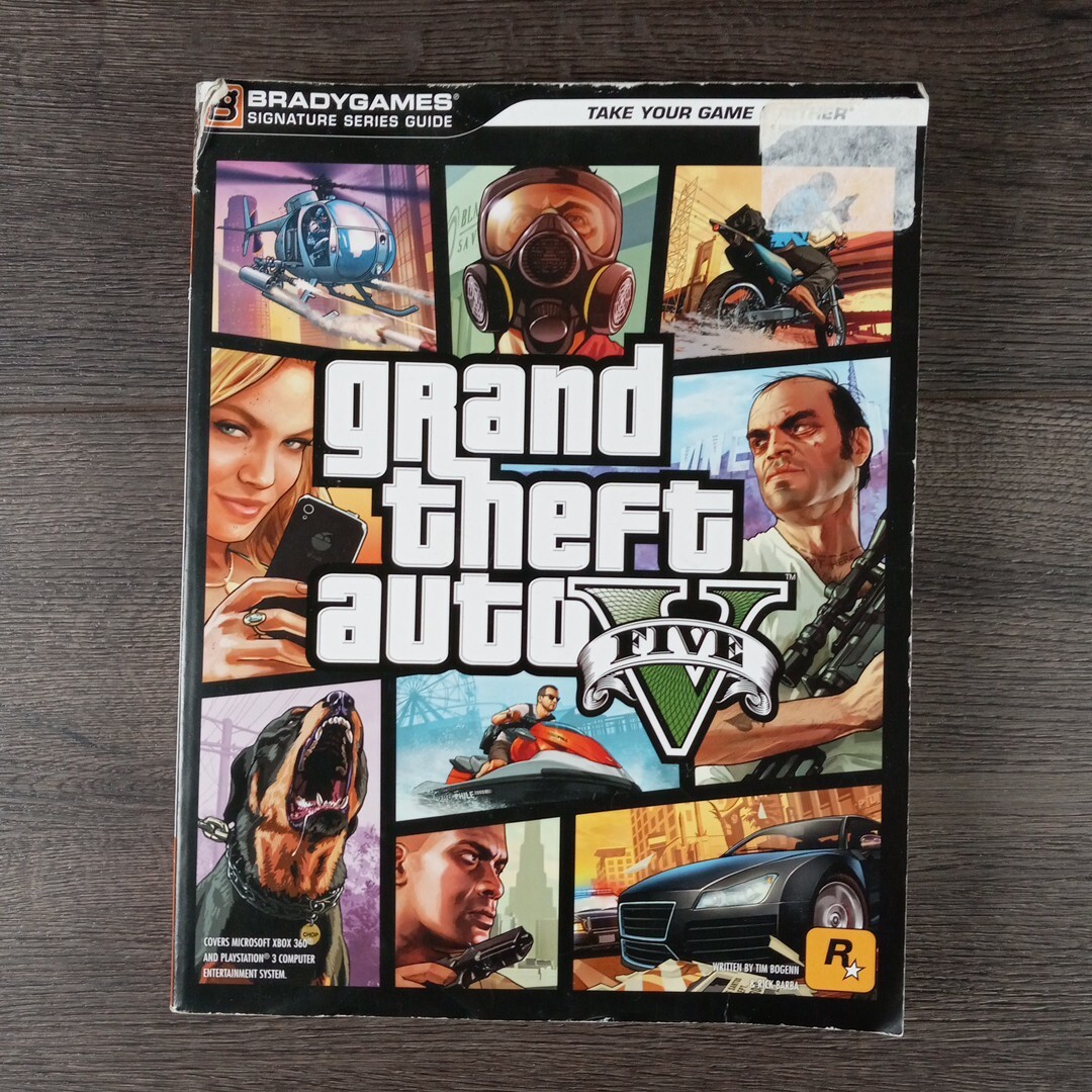 Grand Theft Auto V Signature Series Guide by Rockstar Games Staff