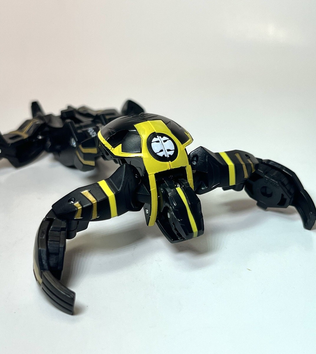 Bakugan BakuTech Subterra Acro Gezard 620G Special Color MG Japan