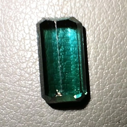 Green Emerald-Cut Emerald Shape Faceted Cut Loose Gemstone, 1 Piece