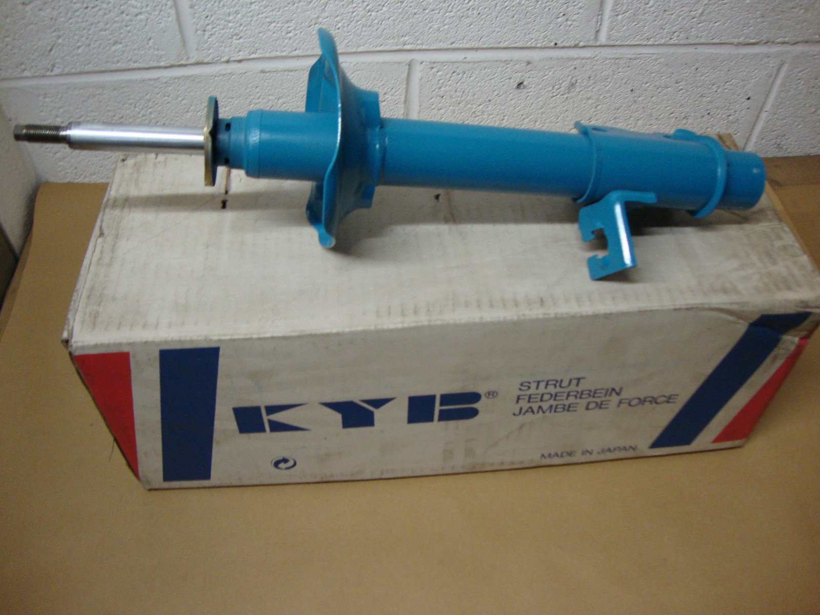 632046 Kayaba R/H Rear Shock Absorber Fits Nissan Cherry N13 1986 ...