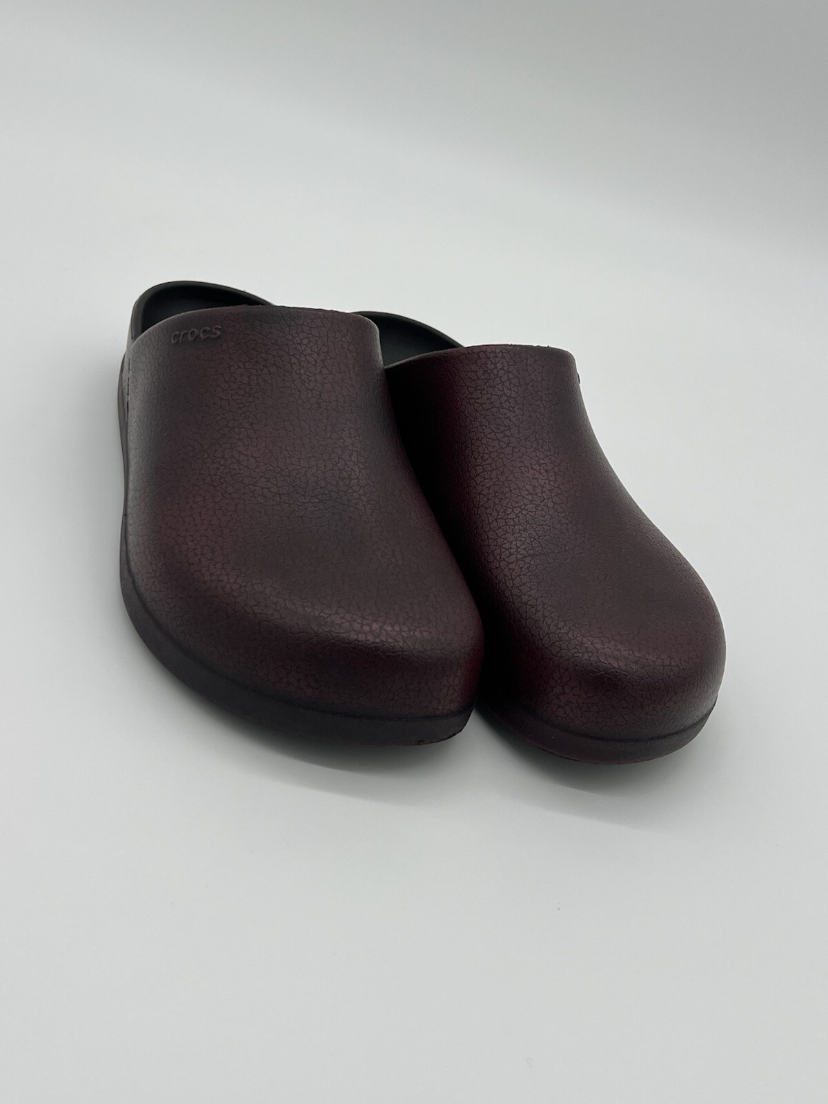 Crocs Dylan Men's Size 11 Burnished Clogs Dark Cherry Comfort Loafer Slides