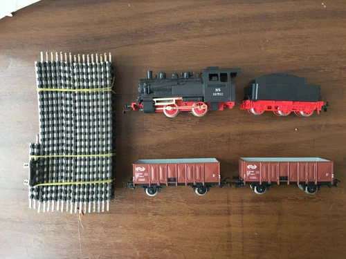 Piko HO Junior kleines Set mit Dampflok der NS und 2 Wagen