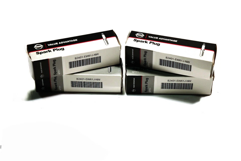 4 bujías de motor Nissan Altima Sentra QR25DE QG18DE 2002-2006 NUEVAS OEM Foto 4 de 4