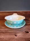 Vintage JAJ Pyrex Turquoise Gaiety Snowflake Sauce / Gravy Boat w Underplate