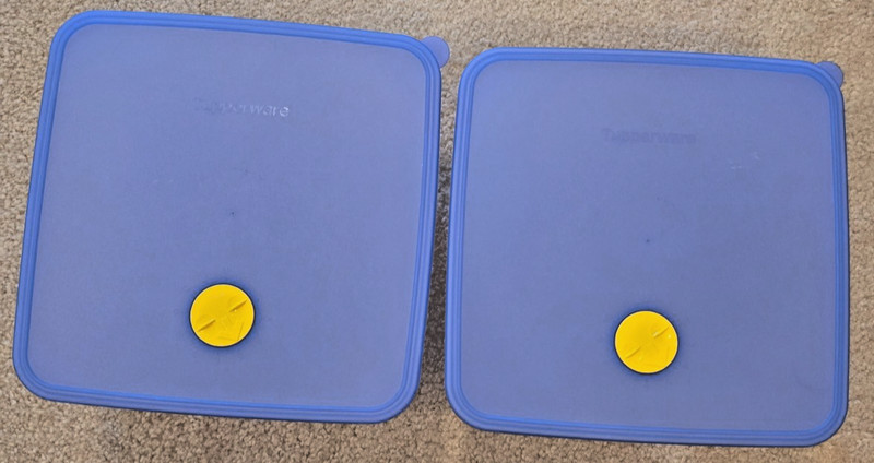 Tupperware Freezer Mate Dial-A-Date on Lid - XL - 16-19 Cups - Set 2 !!! New