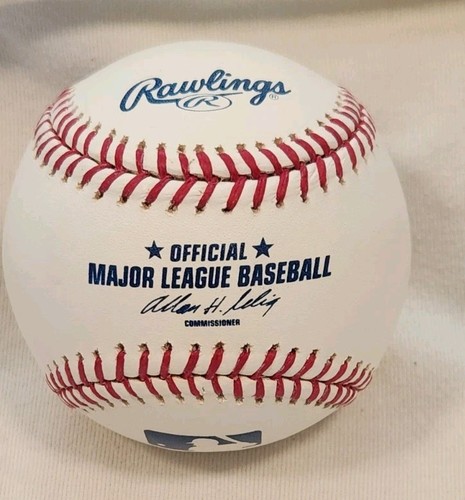 RYNE SANDBERG CHICAGO CUBS SIGNED BASEBALL W/COA - Picture 5 of 5