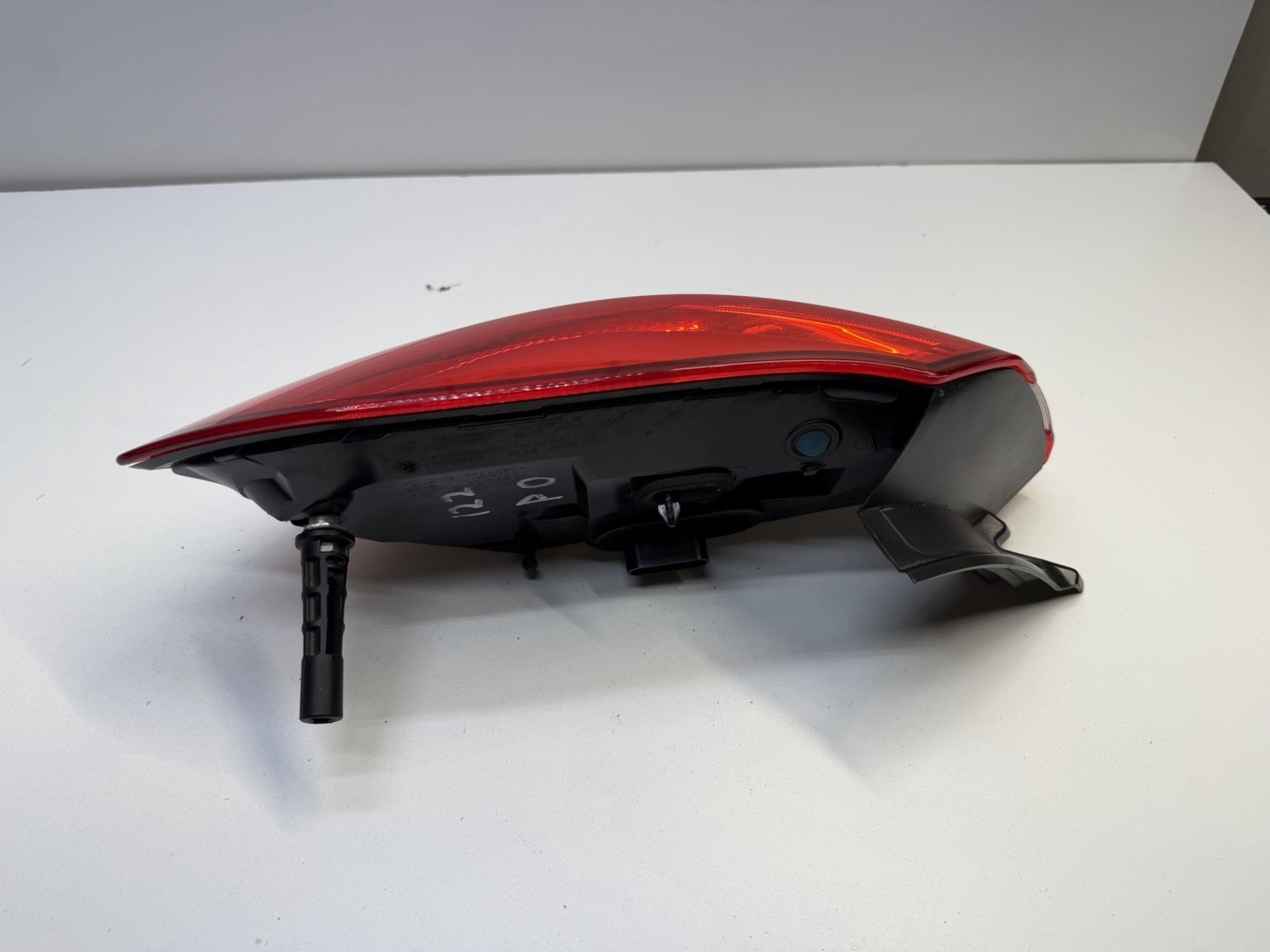 Maserati Ghibli 2014-2019 REAR+RIGHT+OUTER Tail light