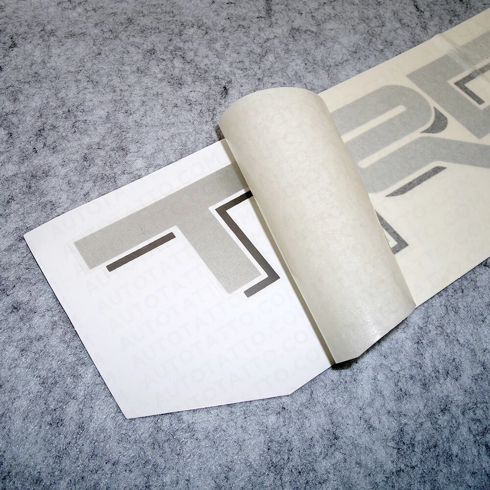 2x 3D TRD Sport Gris Oscuro Camioneta Cama Logo Calcomanía Decoración Limitada Foto 2 de 4