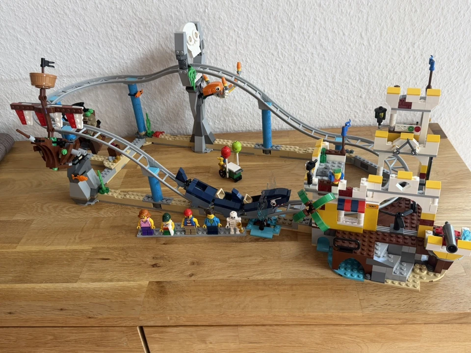LEGO Creator 31084 Pirate Roller Coaster, Foto 1 von 5