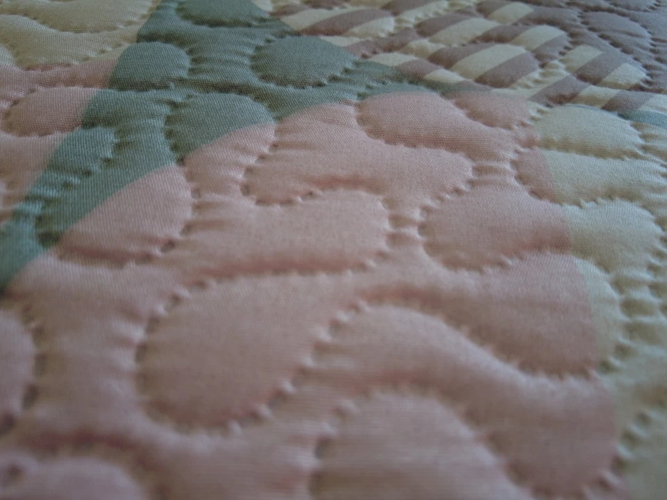 Trapuntino Copriletto Matrimoniale Charro Drawing Line 260x260 Made in Italy - Immagine 3 di 4