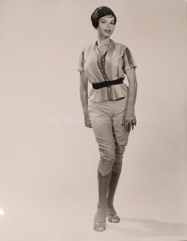 LAYA RAKI Dancer GERMAN FILM ACTRESS bw 14 X 11 1/4 FOUND  PHOTO Portrait 910 3 