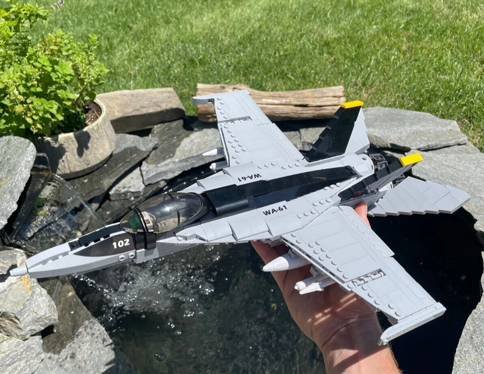 F18 Hornet Fighter Jet Building Blocks Military MOC Aircraft Bricks Model - Image 4 of 4