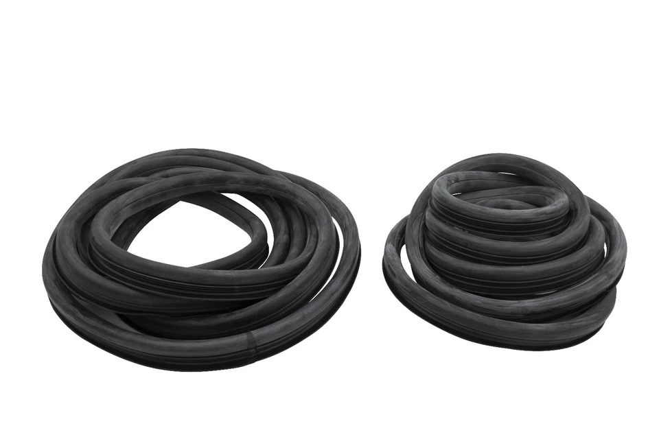 EMPI 3586 - Cal-Look 窗口橡胶 4 件套适用于大众虫甲虫 1958–1964 — 第 2/2 张图片