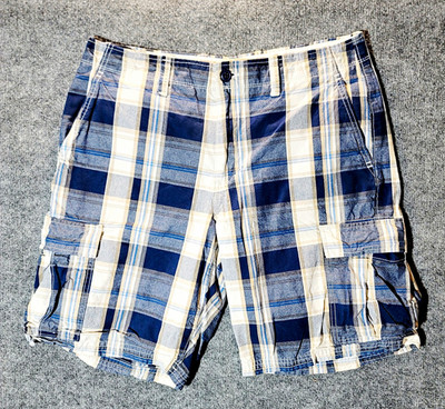 Gap Rugged Plaid Cargo Shorts Blue White Beige Cotton Button Closure Pockets