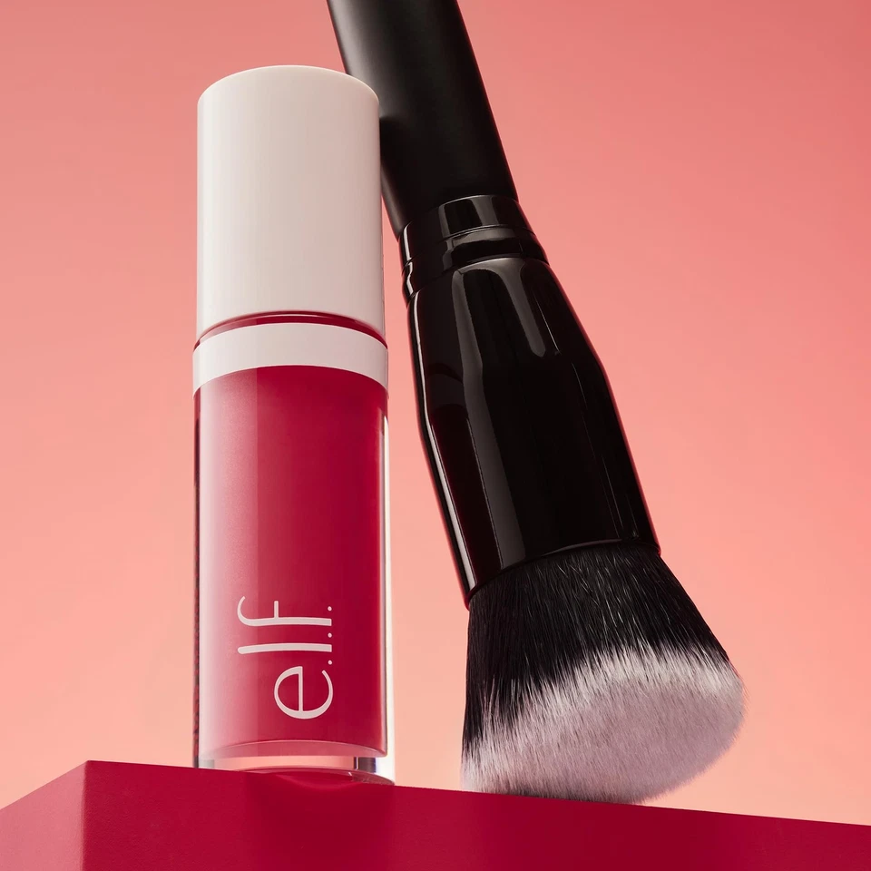 e l f Camo Liquid Blush Brush pennello da blush ad angolo ideale per applicare e - Immagine 4 di 4