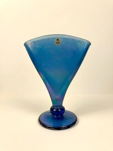 Fenton Fan Vase Celeste Blue Stretch Iridescent Glass