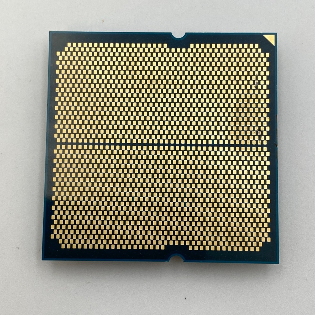 AMD Ryzen 7 9800X3D Desktop Processor (4.7 GHz 8 Cores AM5