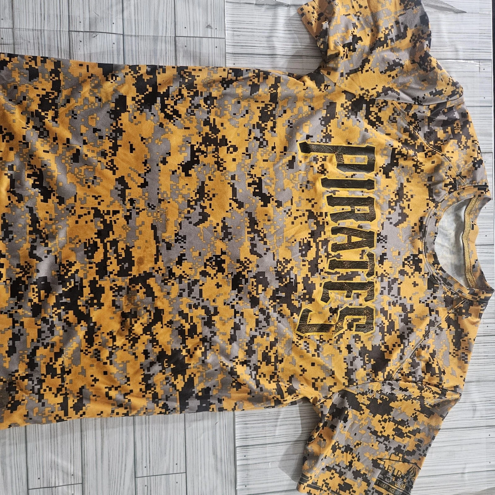 Pirates Shirt Mens Medium Yellow Camo Baseball Babe Ruth Jersey Number 8 - thumbnail 3