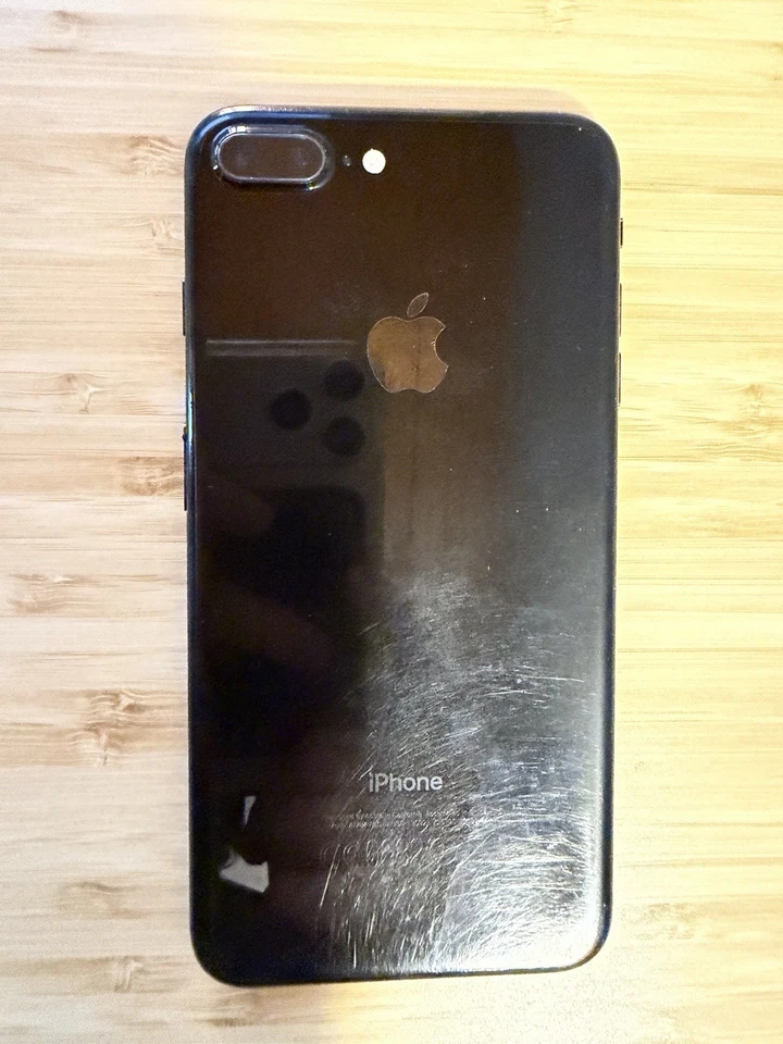 Apple iPhone 7 Plus - 128GB - Jet Black (Sbloccato) - Immagine 3 di 4