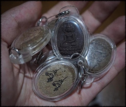 Khunpaen JuJuBe Leaf (Pure Concentrated Supreme Powder) Fetish Charm Talisman - Picture 14 of 14
