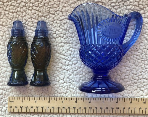 Avon Mount Vernon Cobalt Blue Fostoria Pitcher & 2 Crystal Point Salt Shakers - Picture 2 of 6