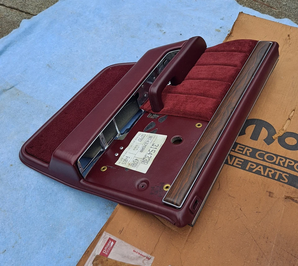 1988 1989 Chrysler New Yorker Dodge Dynasty NOS MoPar Left Rear DOOR TRIM PANEL - Image 3 of 4