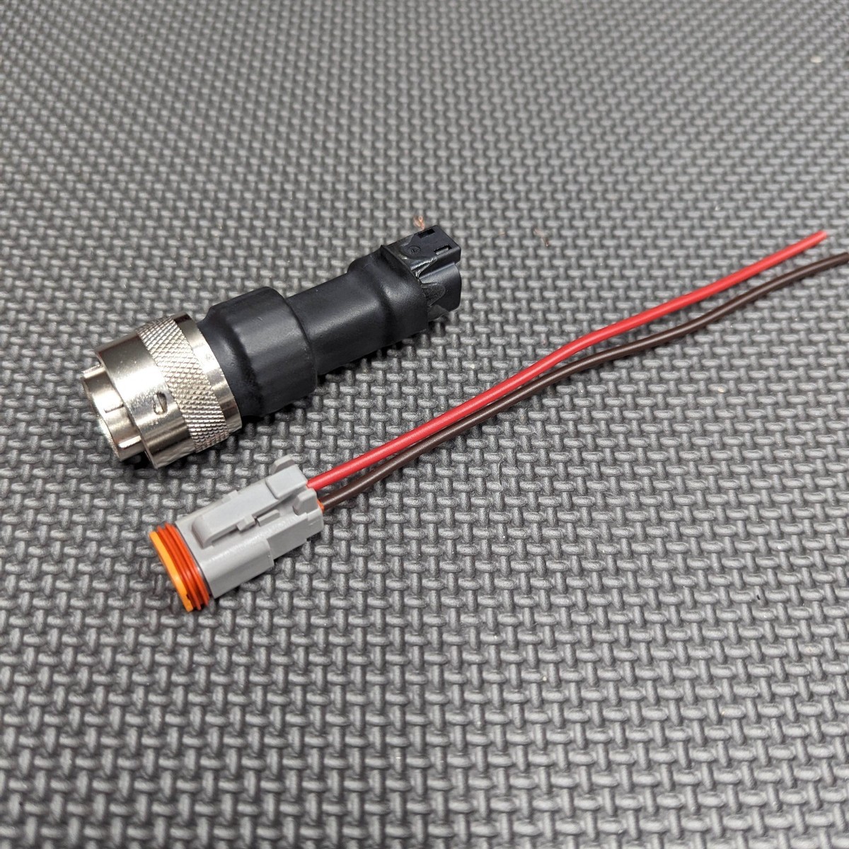 美品 REID, inc. / WHAT AM I GONNA DO 7inch Bobcat 7-Pin to Deutsch DT adapter plug assembly for 12V