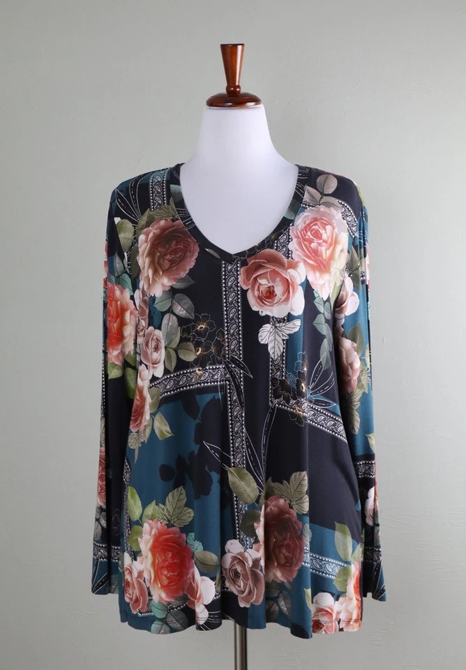 Camiseta JOHNNY WAS Los Angeles $138 Rosabel Floral Cuello en V Manga Larga Talla 1X Foto 2 de 4