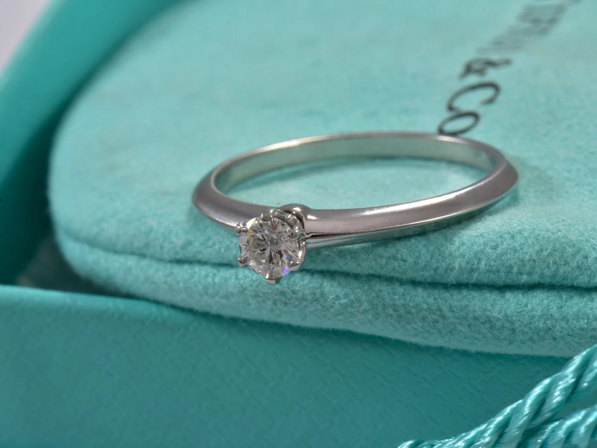 Tiffany & Co. Diamond 0.25 ctw - 0.49 ctw Total Carat Weight