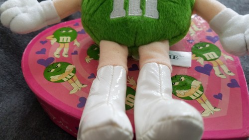 M&M's Galerie Green Plush Character Stuff Toy w/ Heart Box of Candy New - Picture 7 of 21
