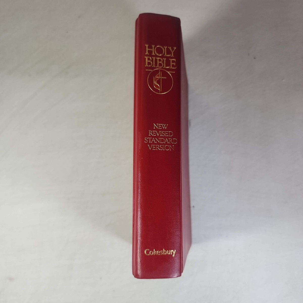 New Revised Standard Version Holy Bible 1990 Vintage Hardcover Red