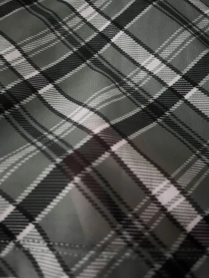 Top Hollister verde y negro a cuadros negro con ribete de encaje Cami recortado — Talla S Foto 4 de 4