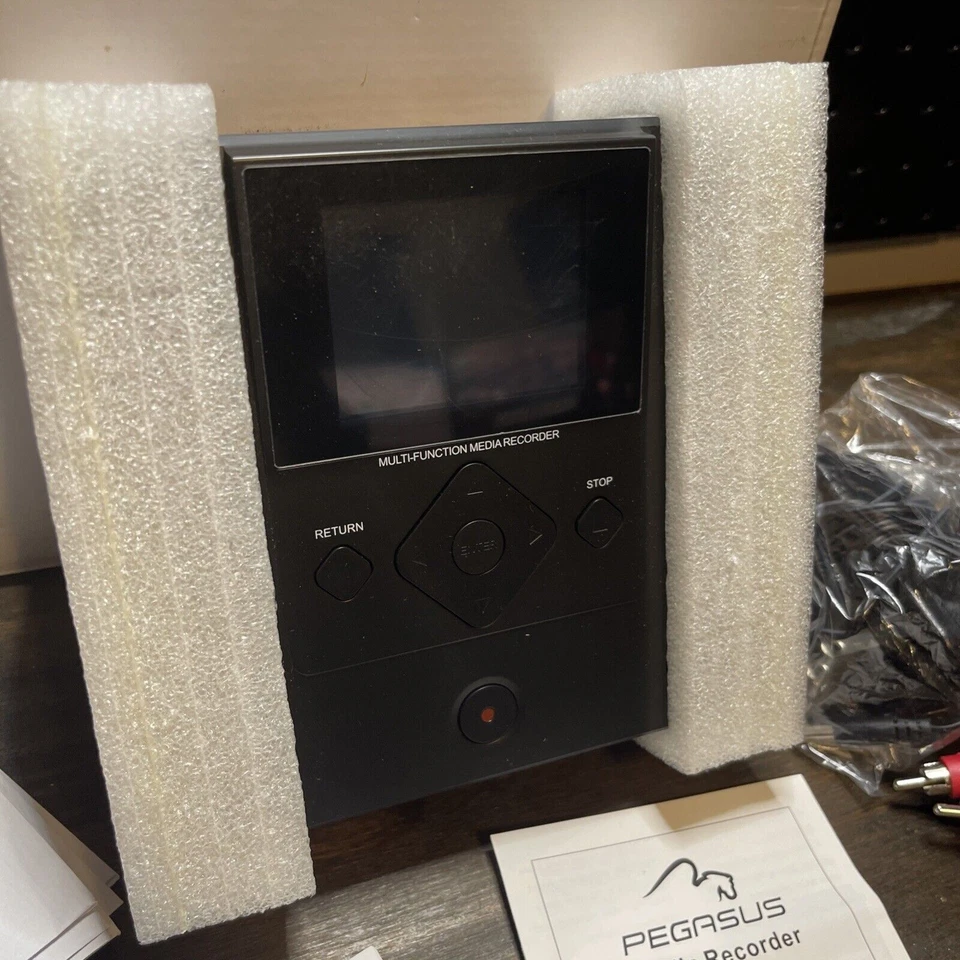 Grabadora multimedia y grabadora de DVD multifunción PEGASUS PT1188 - sin probar - PARA REPUESTOS Foto 2 de 4