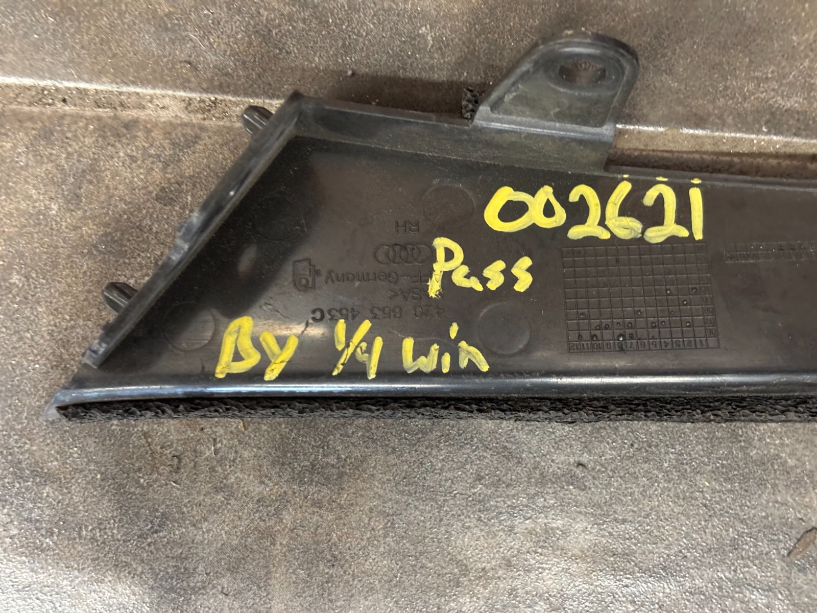 Audi R8 RIGHT Quarter panel