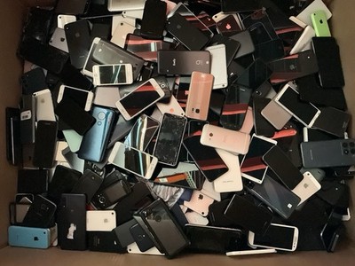 3,6,12  lb  Lot of Assorted Smart Phones For: Parts, Fix, Scrap, Gold Recovery