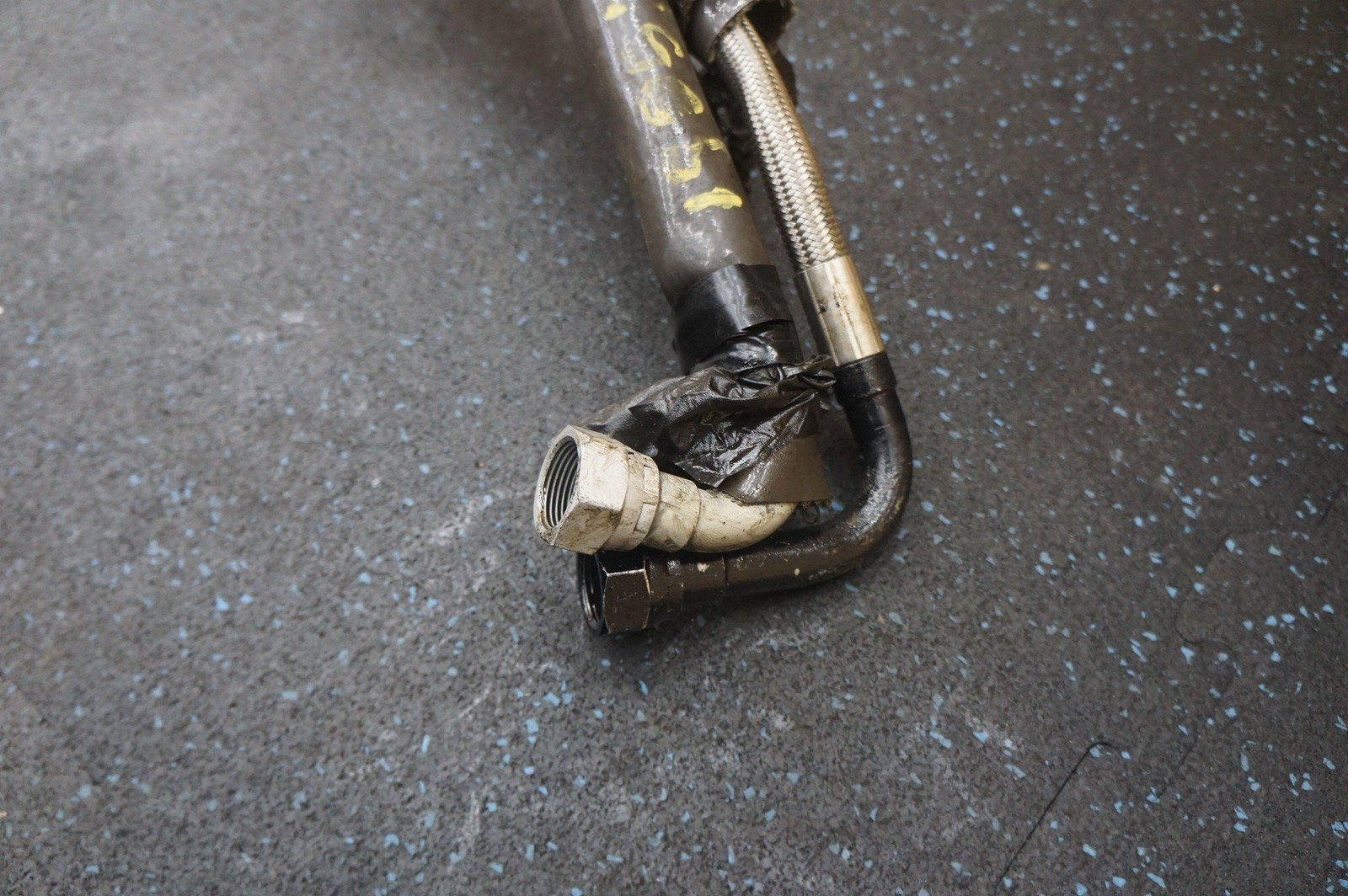 Transmission Oil Delivery & Return Pipe Hose 256689 260773 Ferrari 458 Challenge