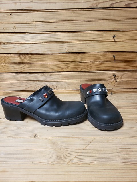 tommy hilfiger clogs