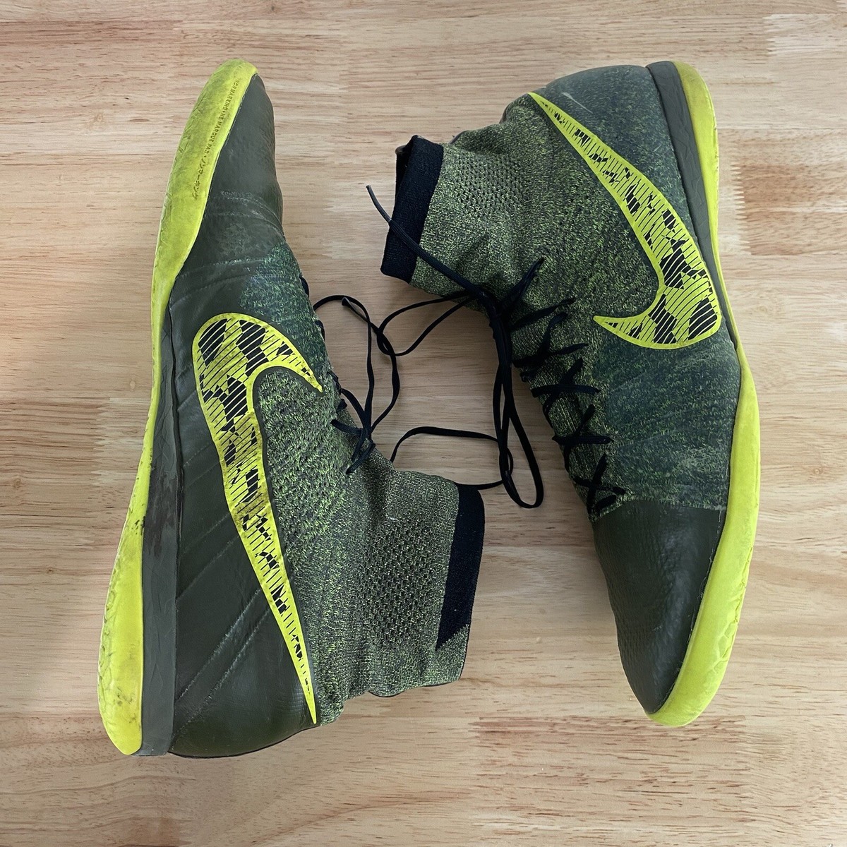 Nike Elastico Superfly IC Men's Size 13 Green Boots Cleats