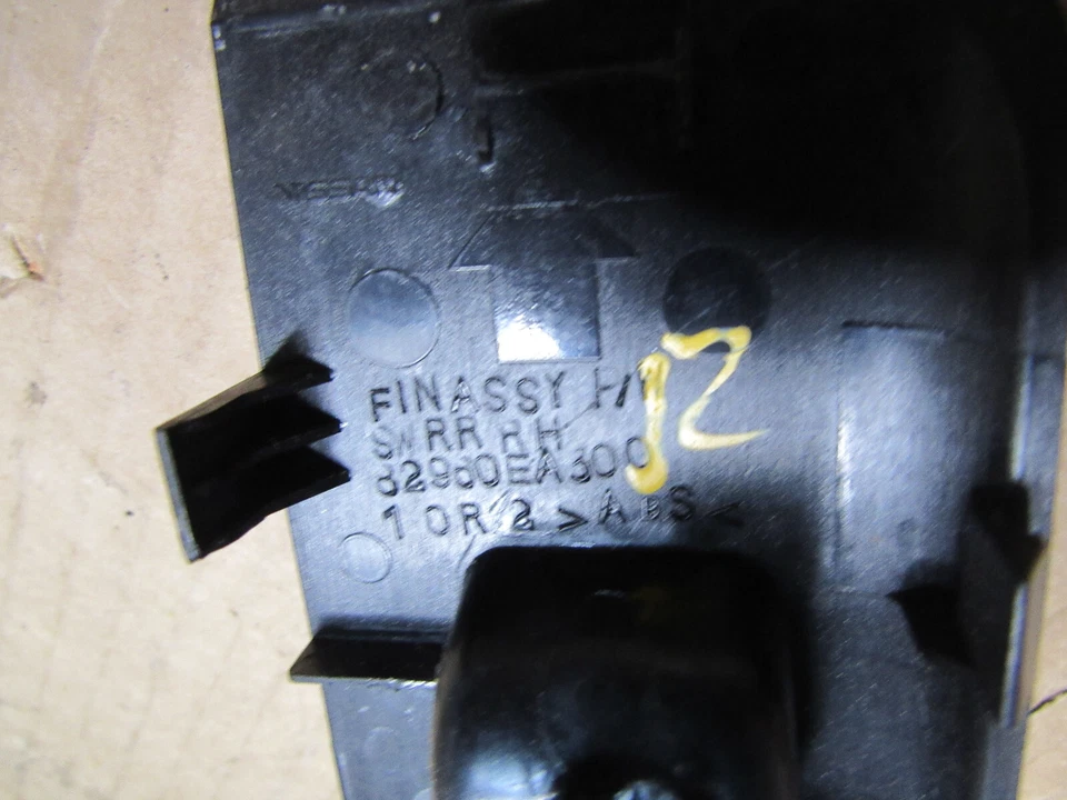 Interruptor de ventana eléctrica trasero derecho Nissan Pathfinder 2008 2009 2010 OEM 82960EA300 Foto 3 de 4
