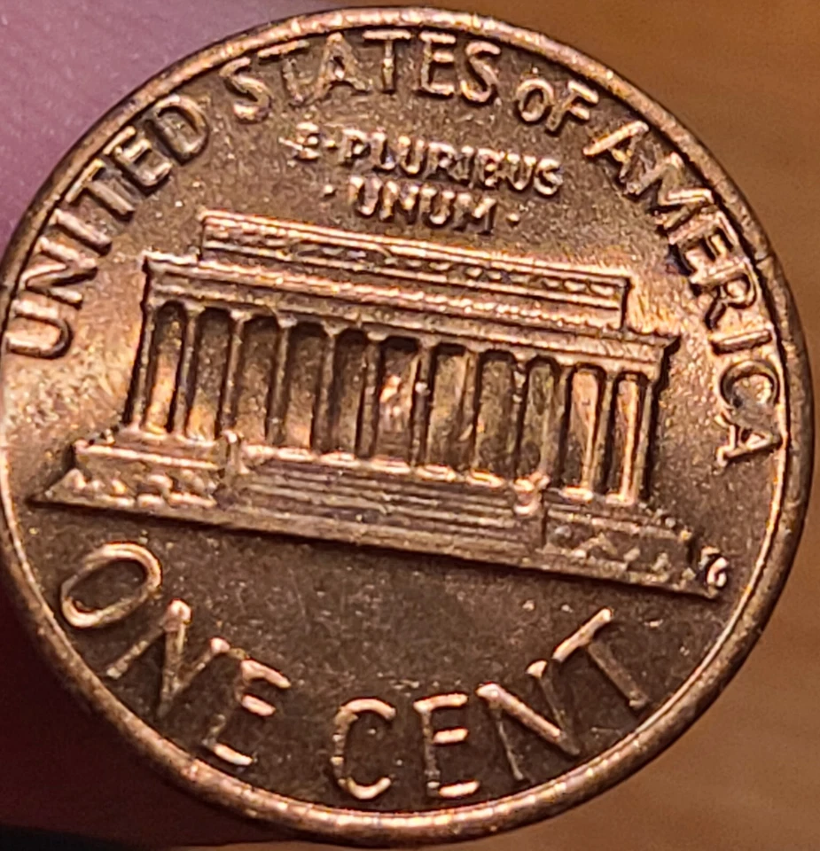 1981 Lincoln Head Memorial penny Obverse Die Crack Proof Like No Mint - Image 2 of 3