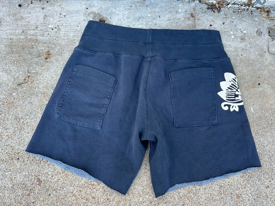 Y2K Lucky Shorts Women’s XS Gray Floral Casual Cut Off Vintage - Image 4 of 4