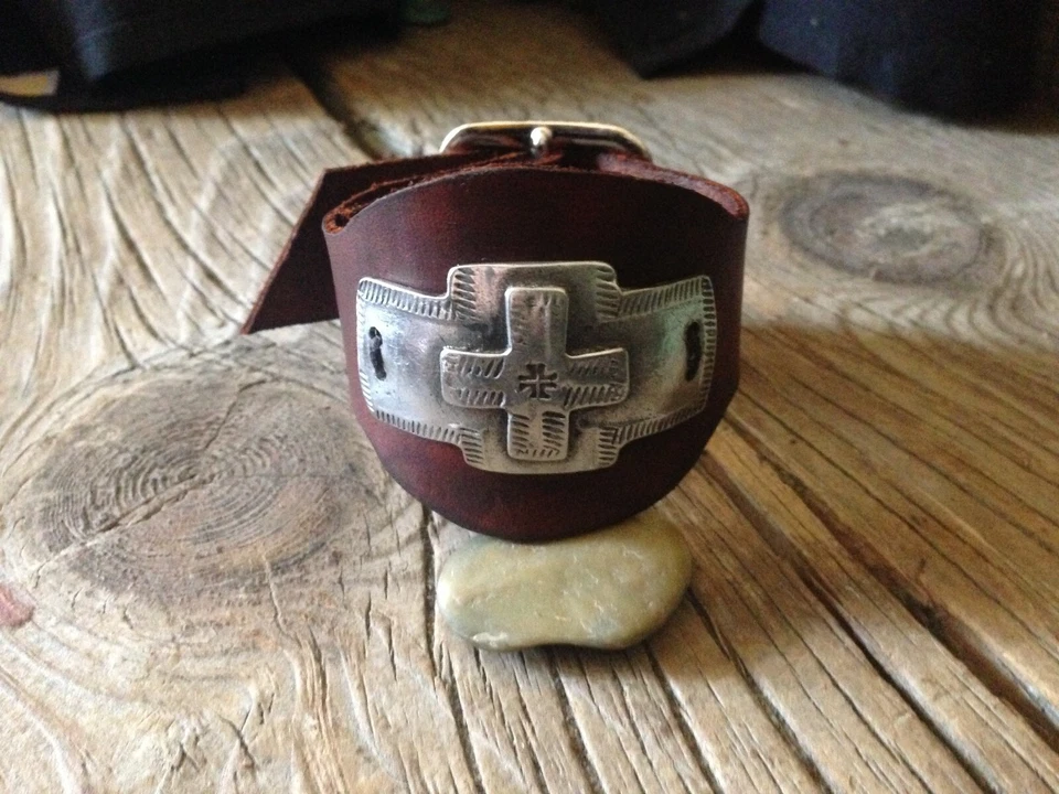 ¡VENTA FLASH! Brazalete ancho de cuero Ketoh Bowguard pulsera Sundance Artist Foto 4 de 4